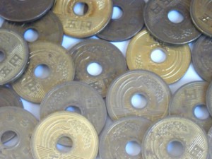 5円玉の画像